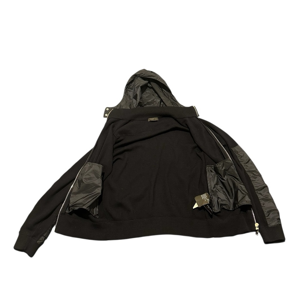Prada Black men Hooded Windbreaker size L, gently used, pre-owned. - Picture 6 of 12